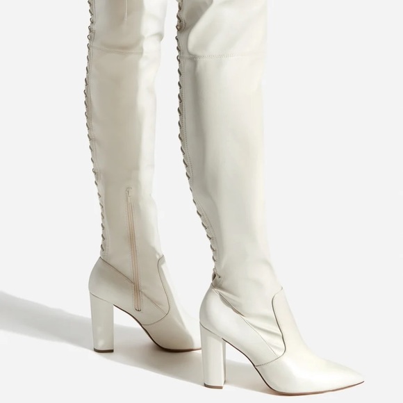 White heel lace back boots - Picture 6 of 6